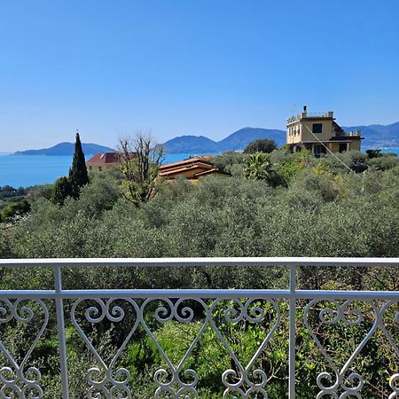 Villa Degli Ulivi - Free Parking Lerici Buitenkant foto